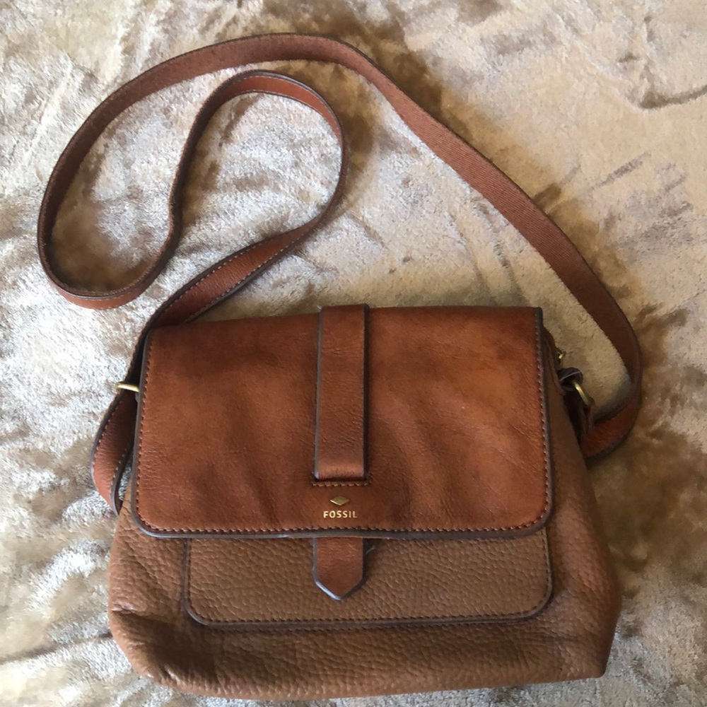 Fossil purse